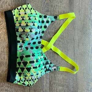 Victorias Secret Sport Bra. Look at Photos & Read Description